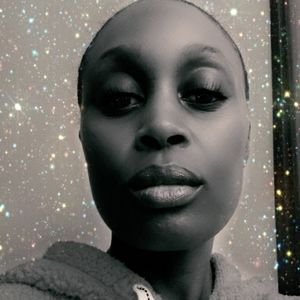 Meet your Posher, Micsheika